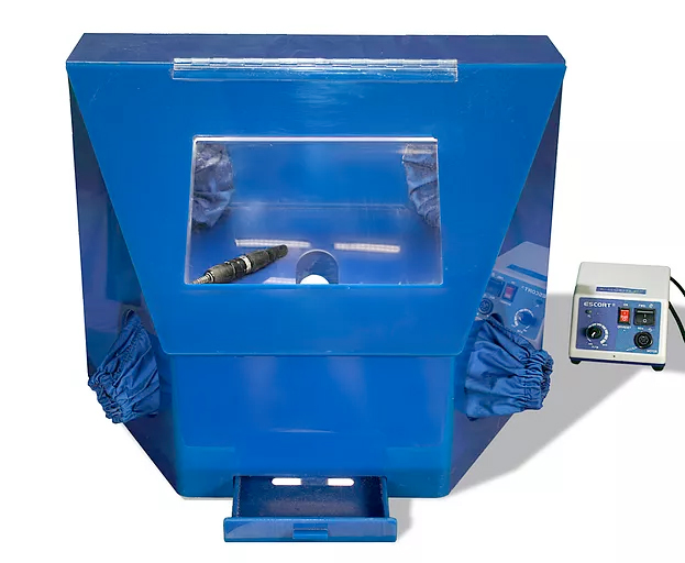The Quantum Protector workstation in blue with control unit